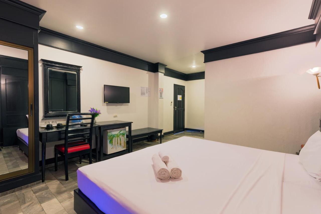 Patong Holiday Dream Hotel Exterior photo